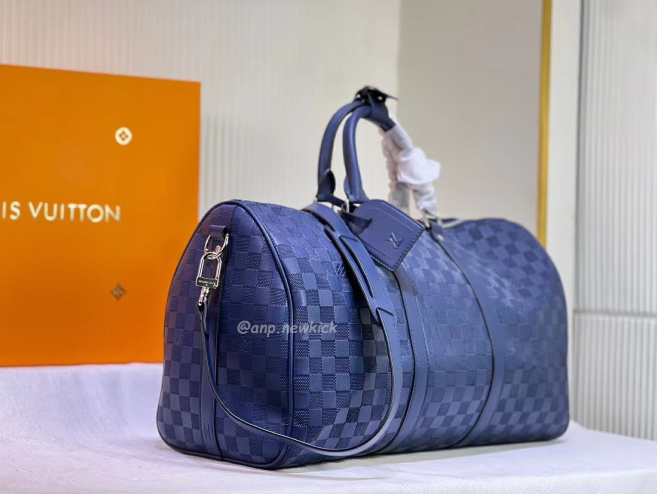 Louis Vuitton Keepall Bandouliere Monogram 50 Navy Duffel Bag (28) - www.newkick.vip